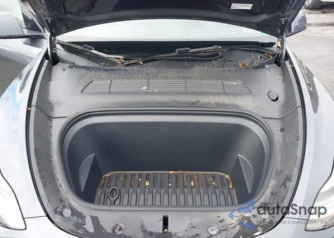 2023 Tesla Model Y Rwd из США, поврежденный, VIN 7SAYGDED6PF948385